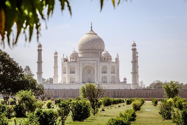 Top Historical Monuments to Explore in India: A Friendly Guide